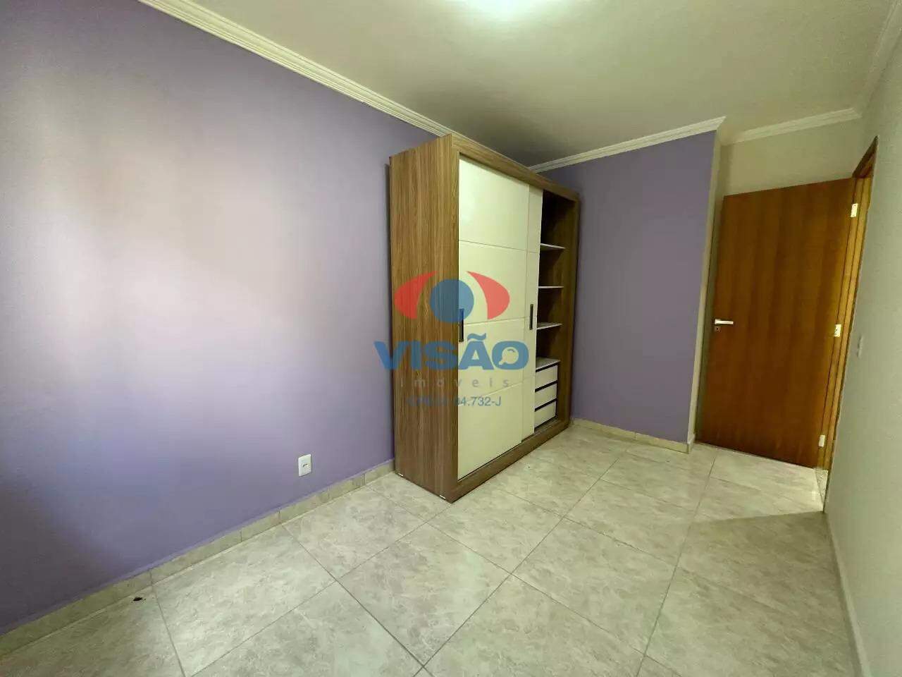 Casa em condomínio à venda no Jardim Pedroso: 