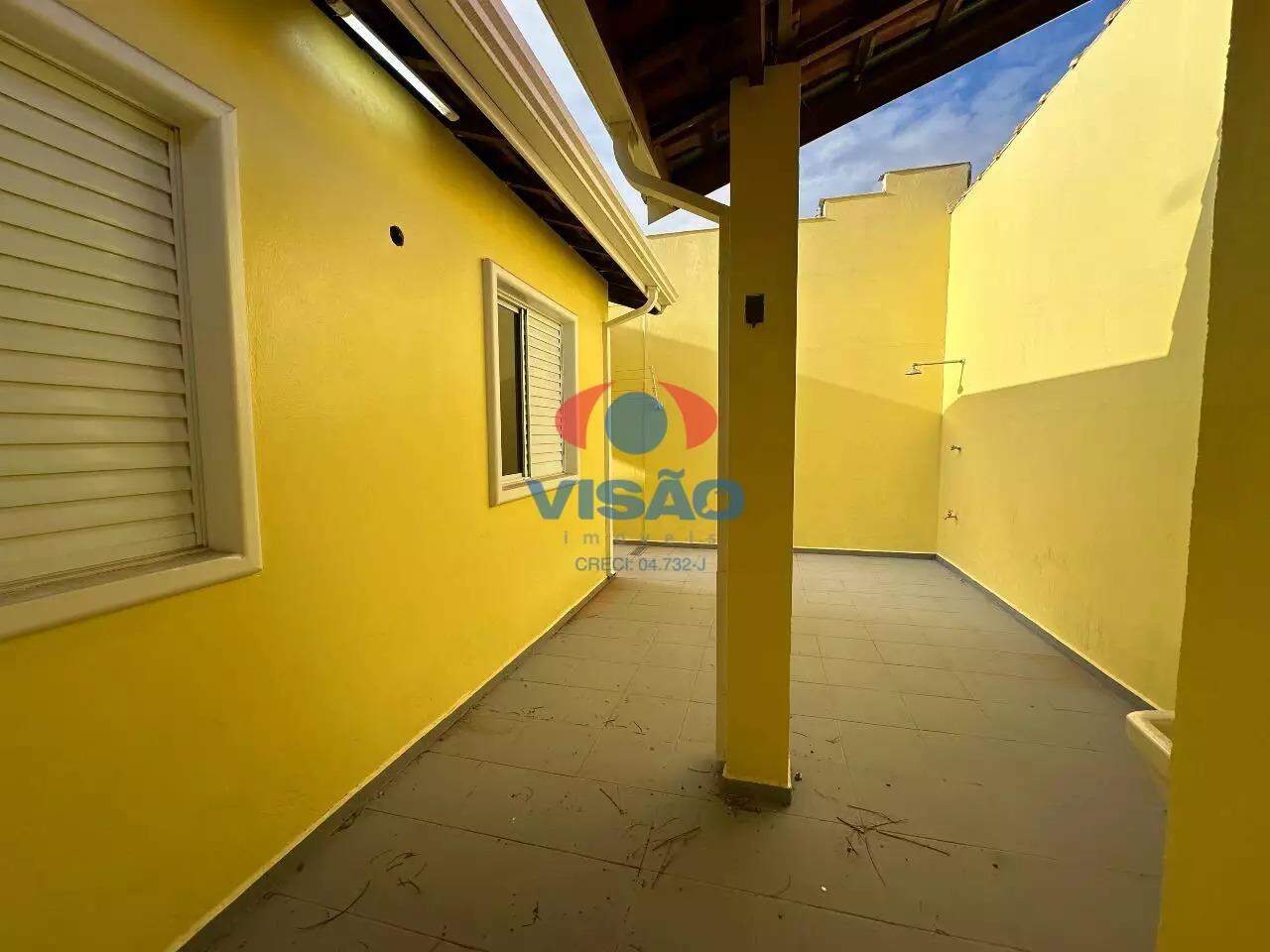 Casa em condomínio à venda no Jardim Pedroso: 