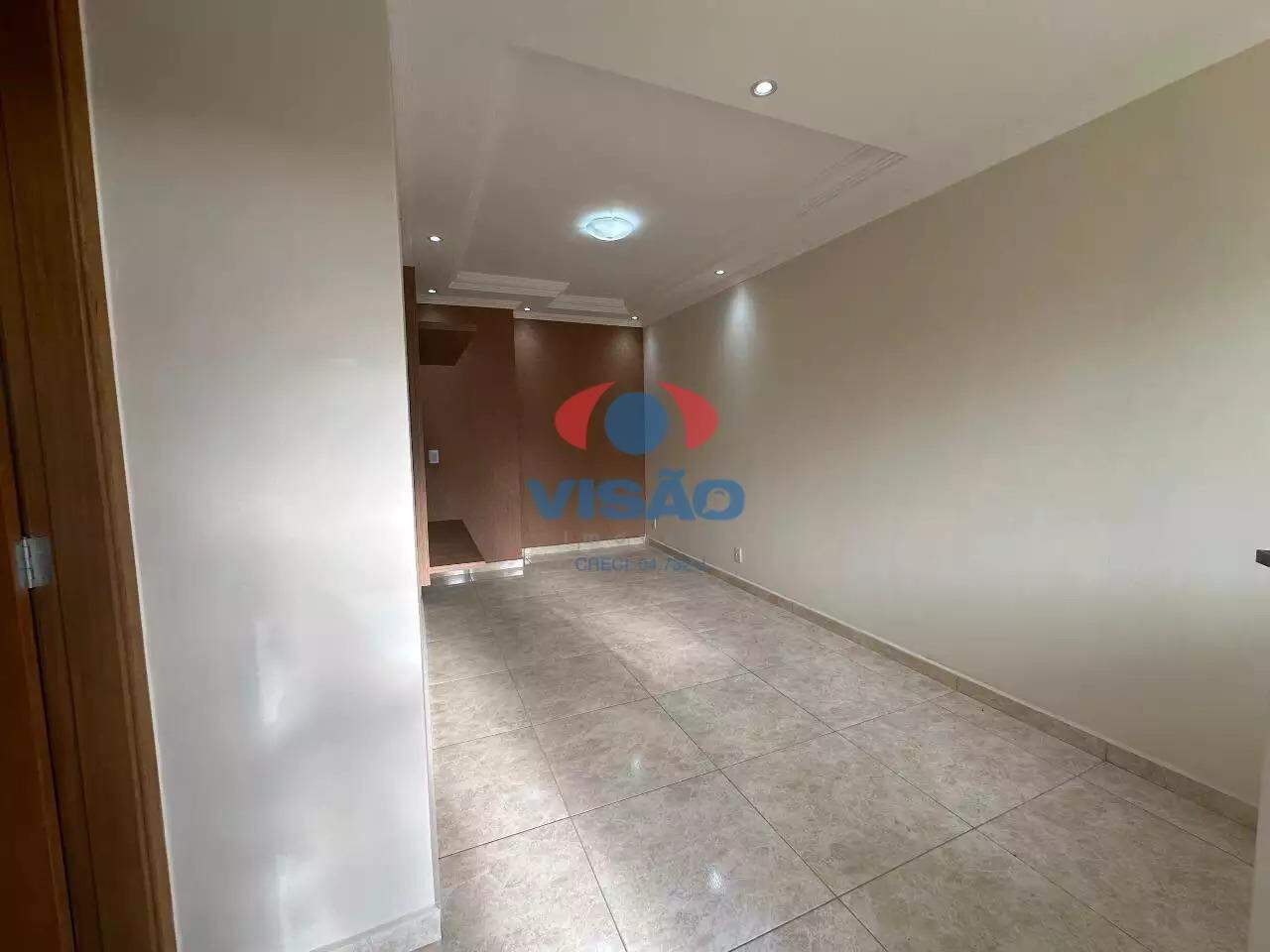 Casa em condomínio à venda no Jardim Pedroso: 
