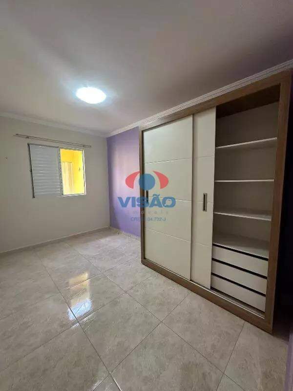 Casa em condomínio à venda no Jardim Pedroso: 