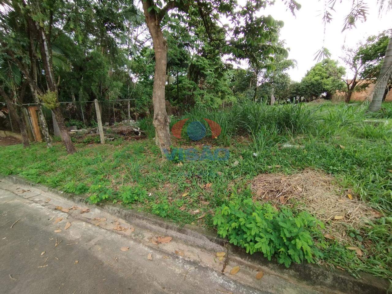 Terreno em condomínio à venda no Terras de Itaici: 