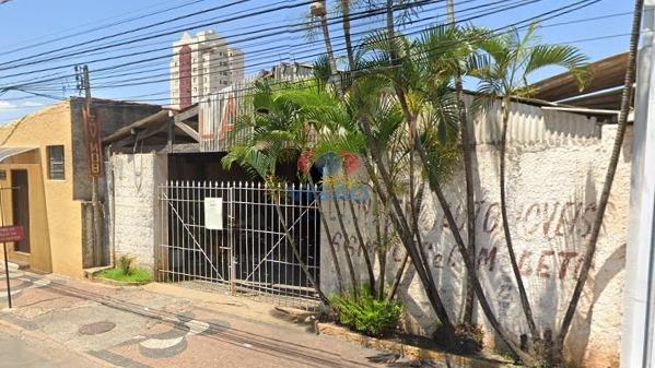 Terreno à venda no Centro: 