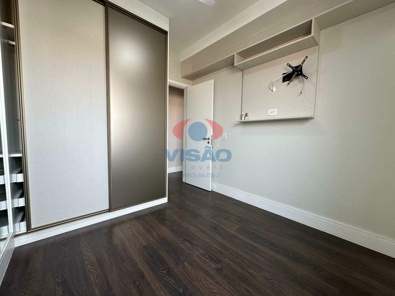 Apartamento à venda no Bairro Pau Preto: Dormitório 2/ Suíte