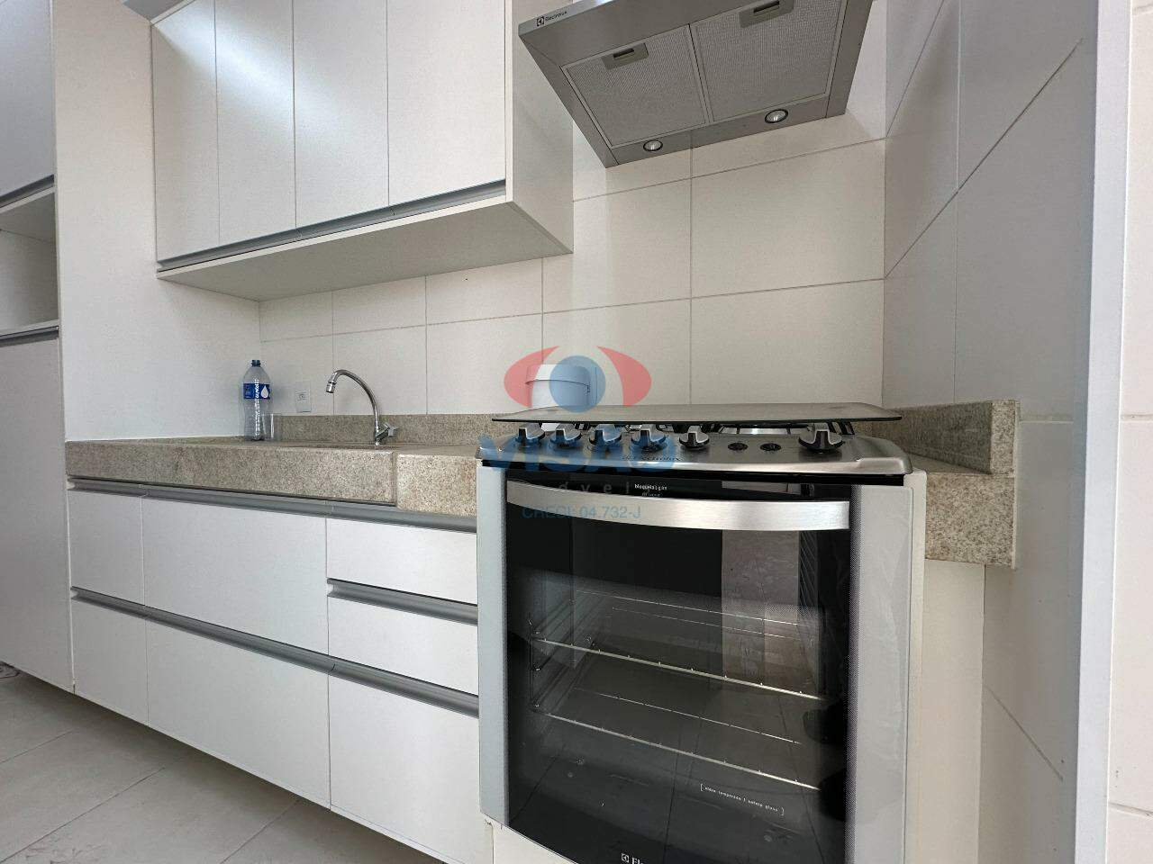 Apartamento à venda no Bairro Pau Preto: Cozinha