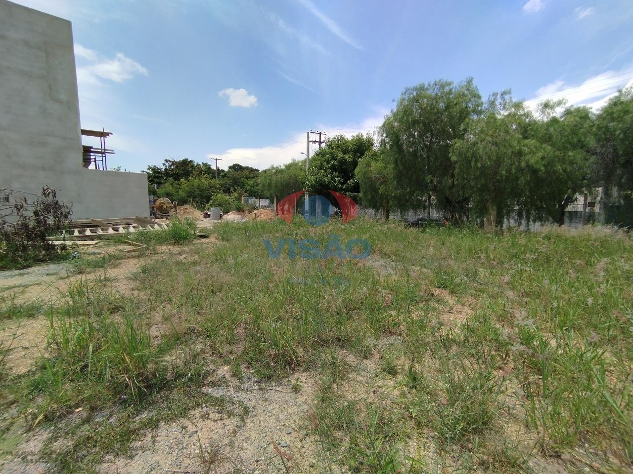 Terreno à venda no Jardim do Sol: 