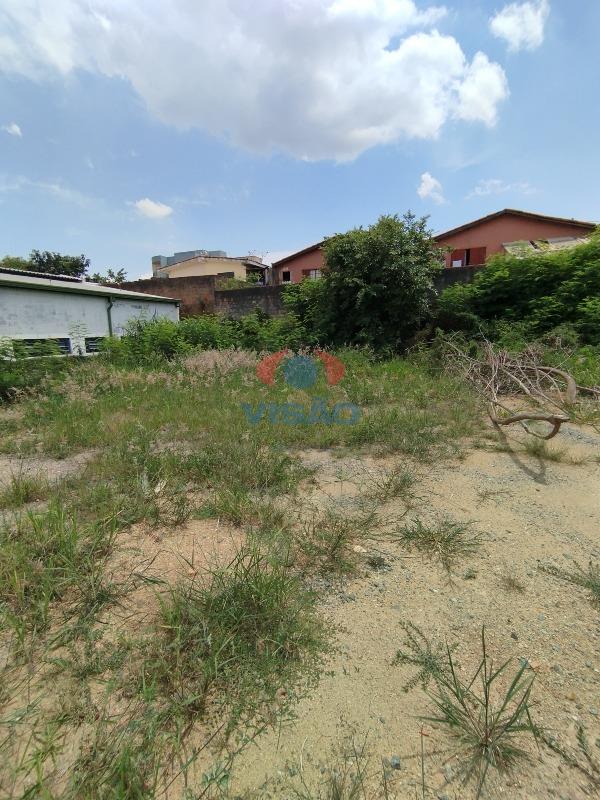 Terreno à venda no Jardim do Sol: 