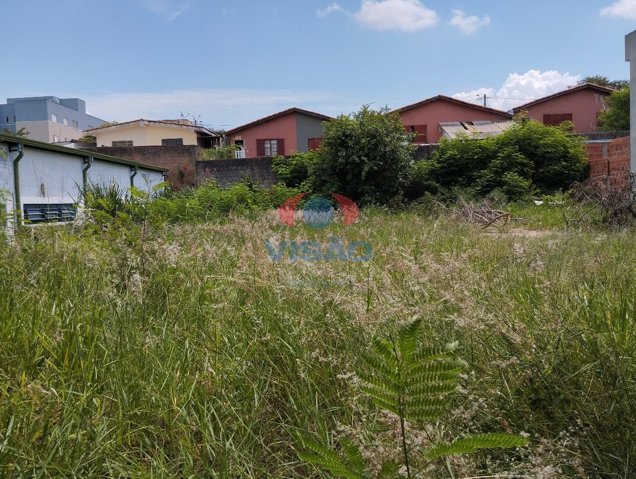 Terreno à venda no Jardim do Sol: 