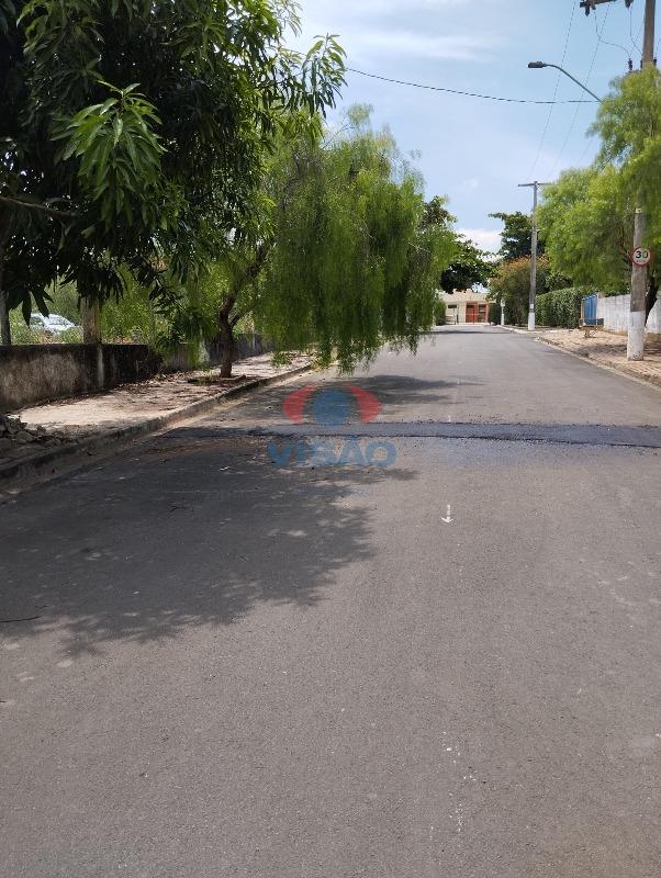 Terreno à venda no Jardim do Sol: 