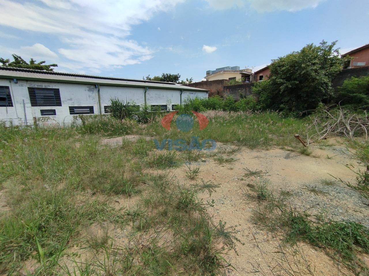 Terreno à venda no Jardim do Sol: 