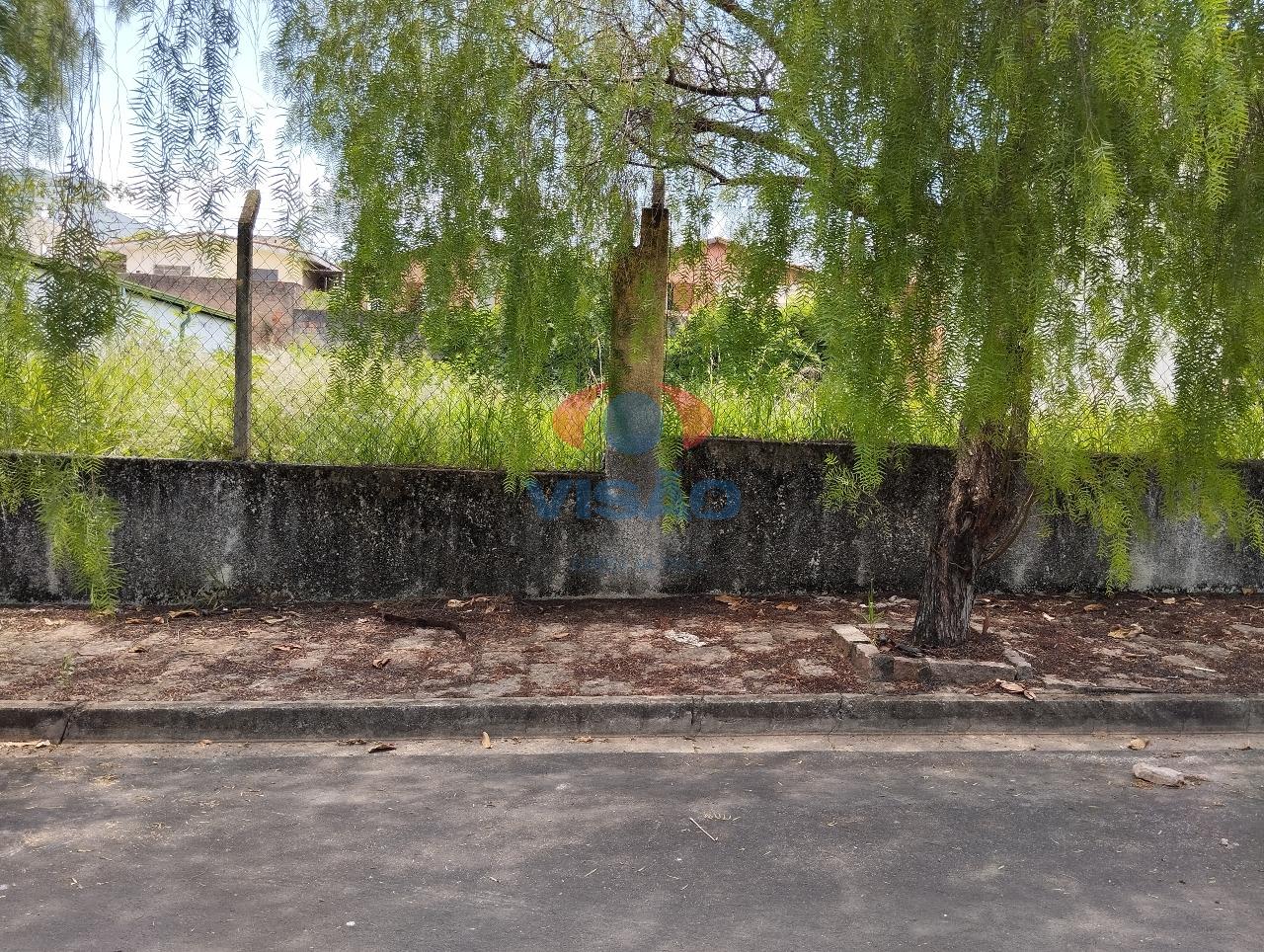 Terreno à venda no Jardim do Sol: 