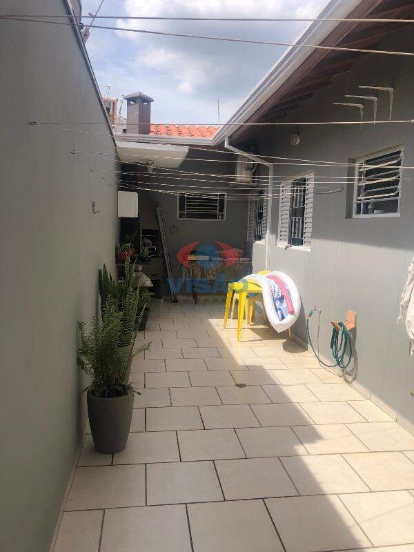 Casa à venda no Jardim Colonial: