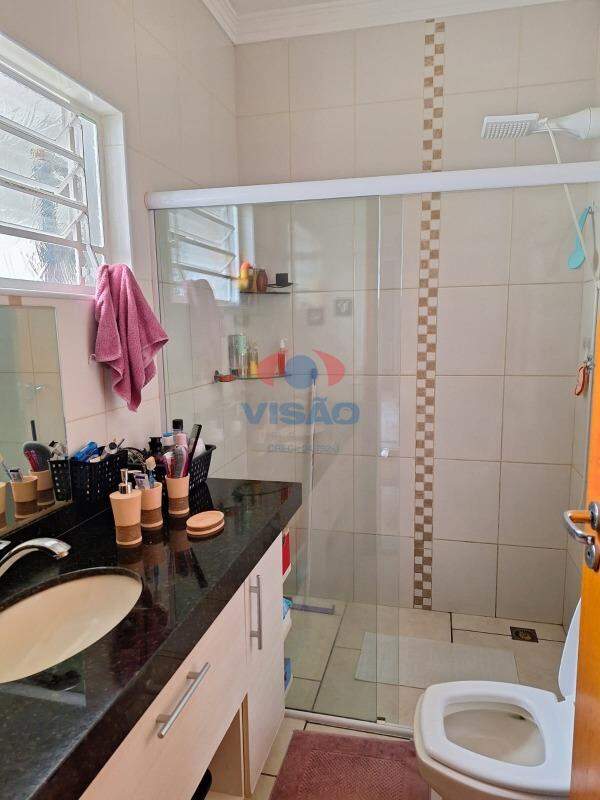 Casa à venda no Jardim Colonial: