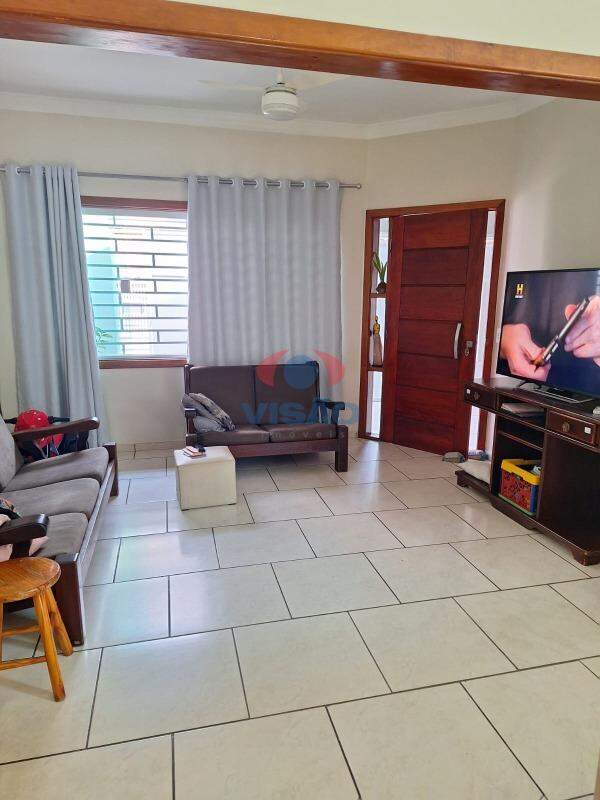 Casa à venda no Jardim Colonial: