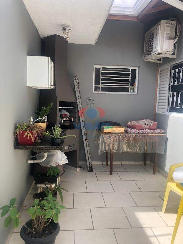 Casa à venda no Jardim Colonial: