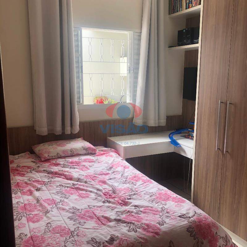 Casa à venda no Jardim Colonial:
