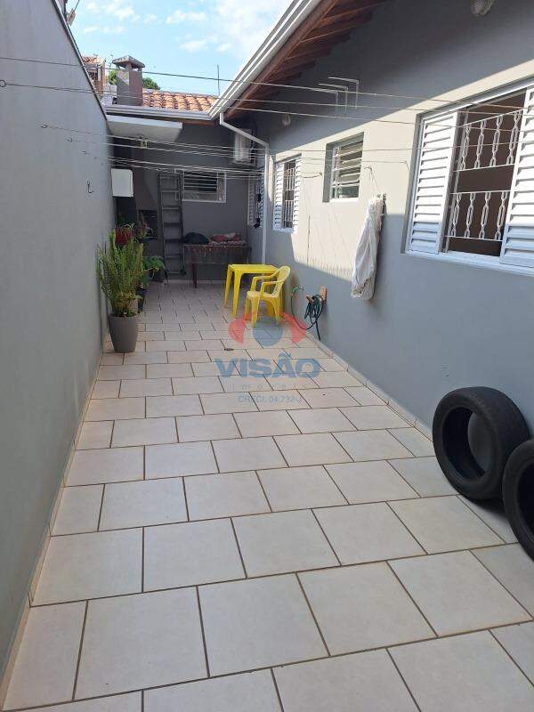 Casa à venda no Jardim Colonial: