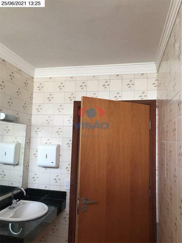 Casa - Comercial à venda no Vila Almeida: 