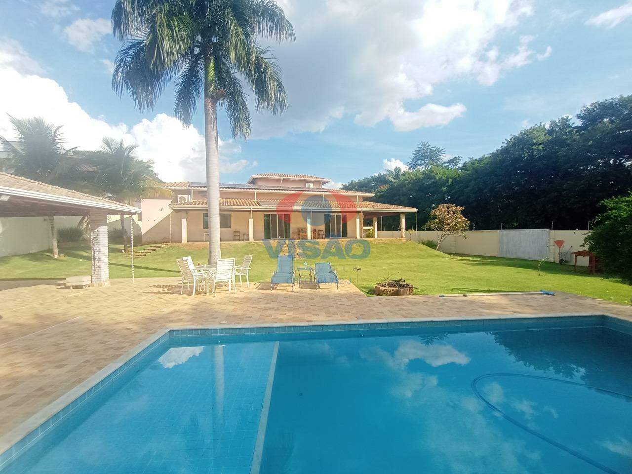 Chácara em condomínio para aluguel no Terras de Itaici: 