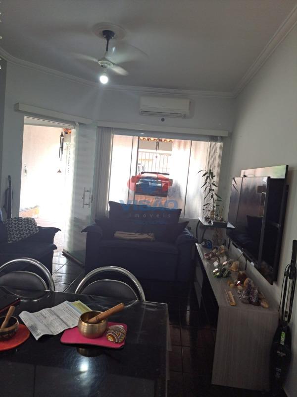 Casa - Sobrado à venda no Jardim Adriana: