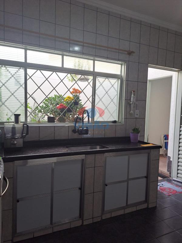 Casa - Sobrado à venda no Jardim Adriana: