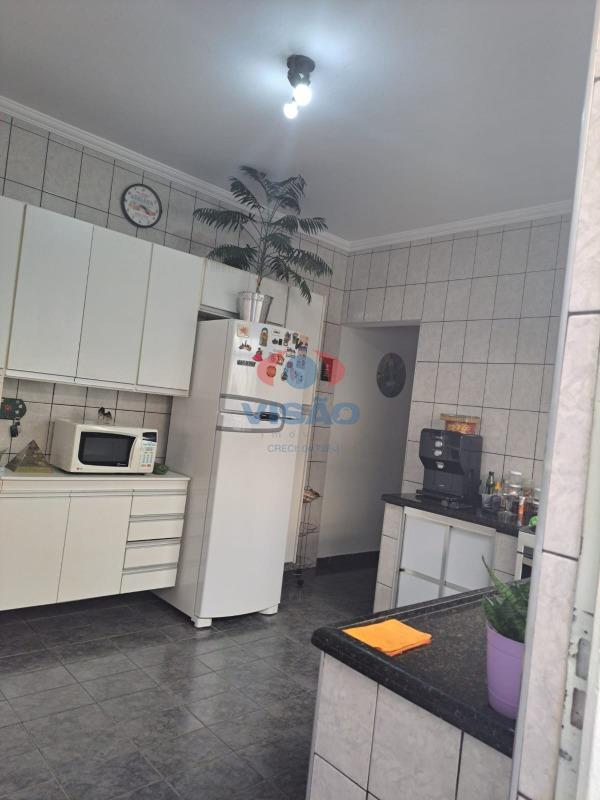 Casa - Sobrado à venda no Jardim Adriana: