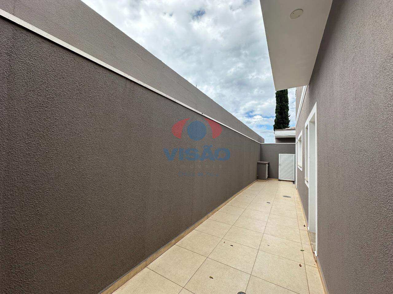 Casa em condomínio à venda no Jardim Vila Paradiso: 