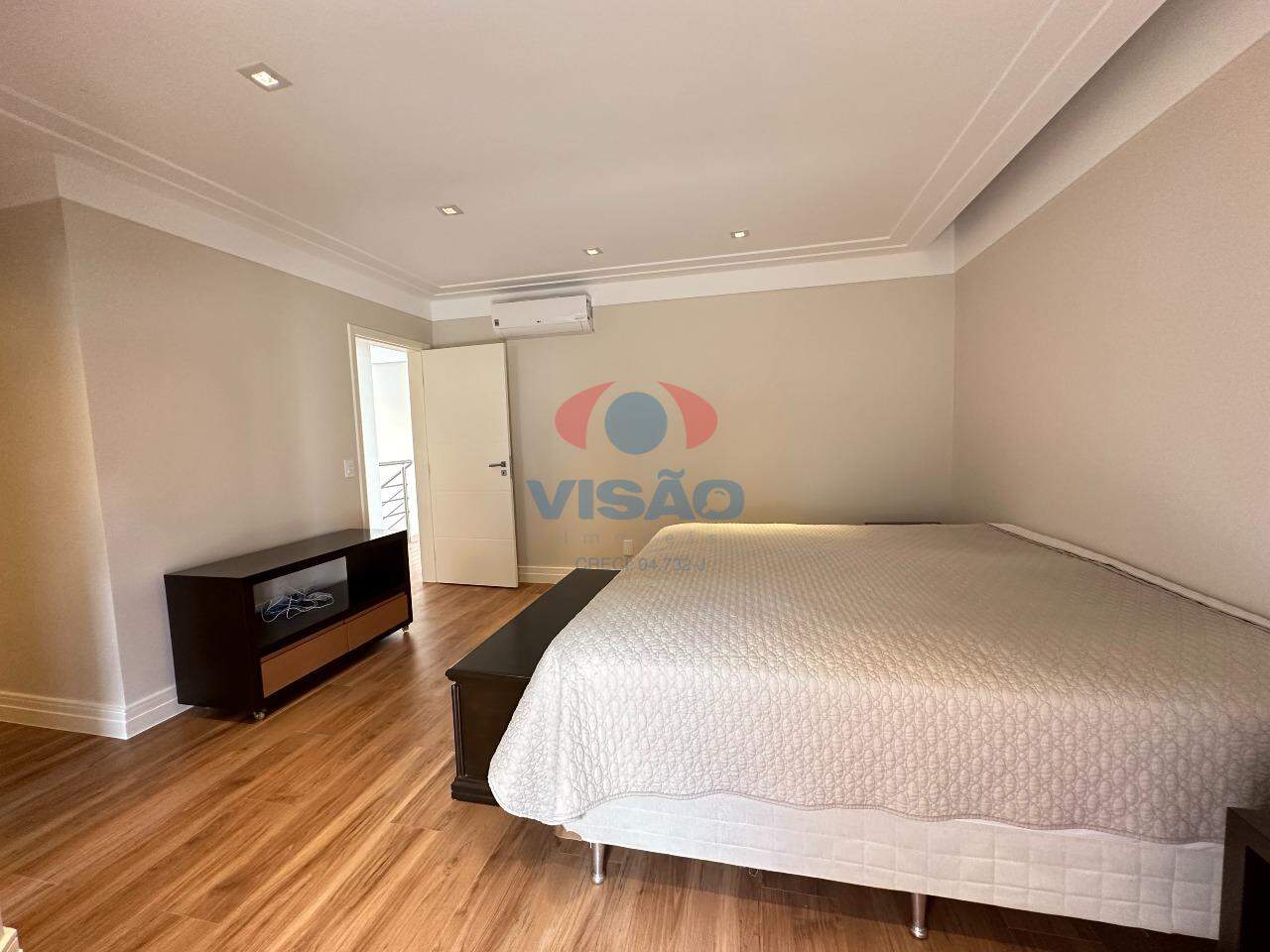 Casa em condomínio à venda no Jardim Vila Paradiso: 
