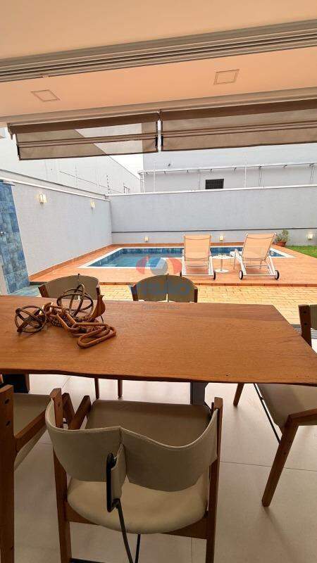 Casa em condomínio à venda no Jardim Residencial Dona Maria José: