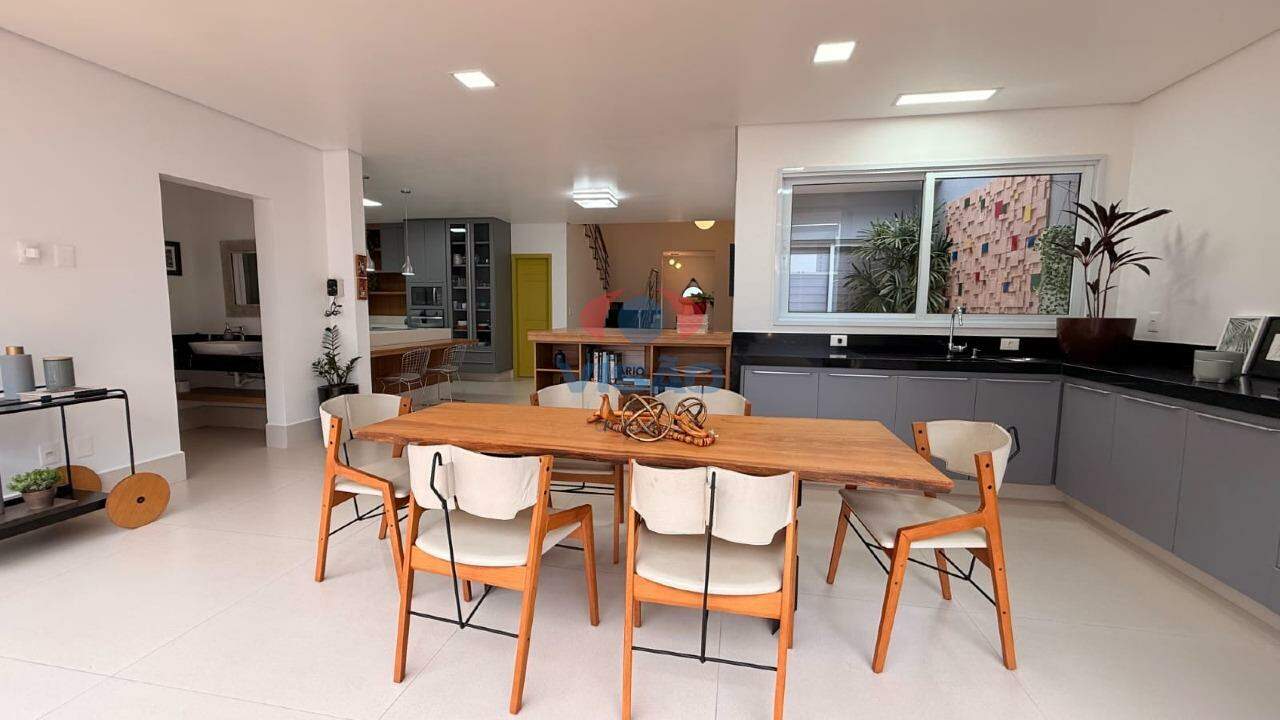 Casa em condomínio à venda no Jardim Residencial Dona Maria José:
