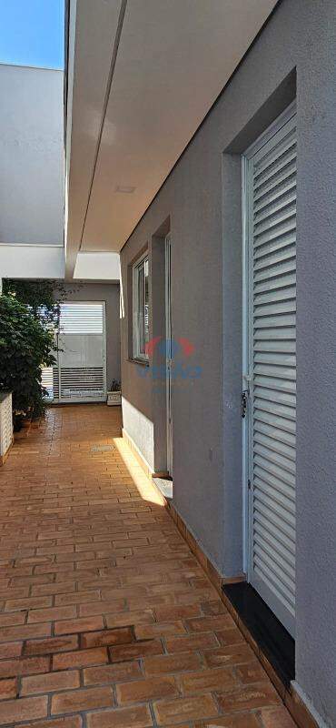 Casa em condomínio à venda no Jardim Residencial Dona Maria José: 