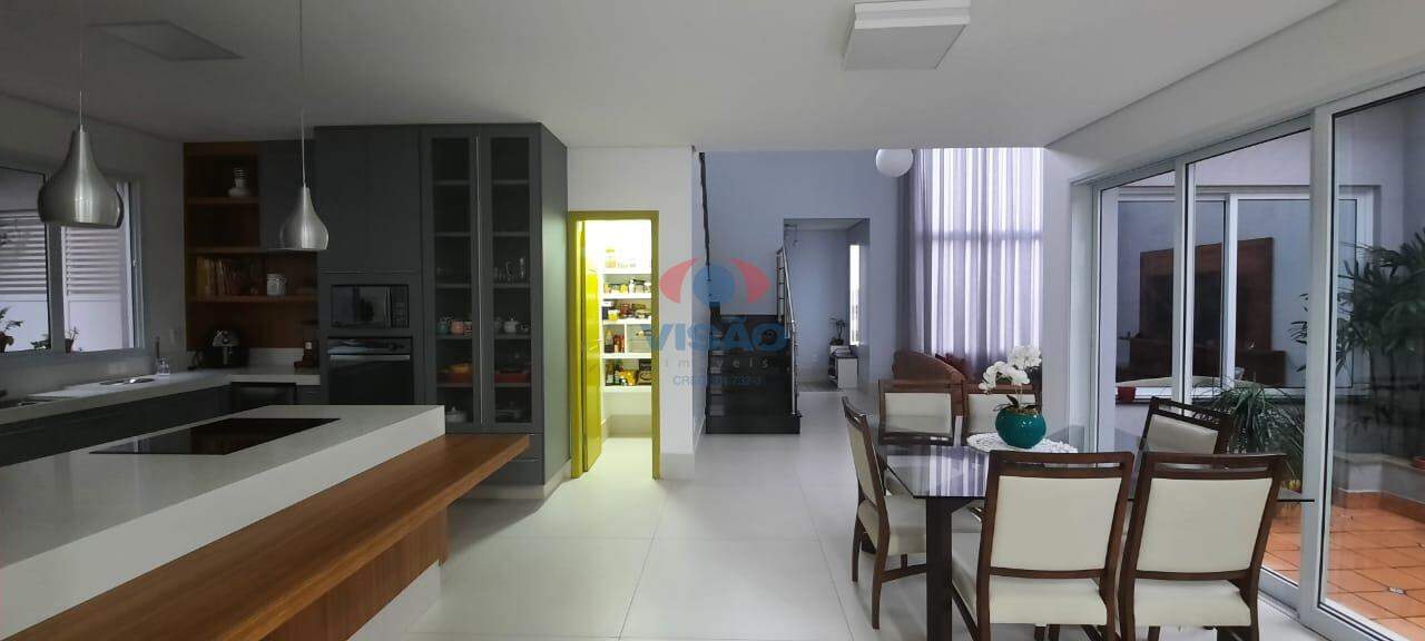 Casa em condomínio à venda no Jardim Residencial Dona Maria José: 