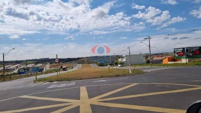 Terreno à venda no Parque Barnabé: 