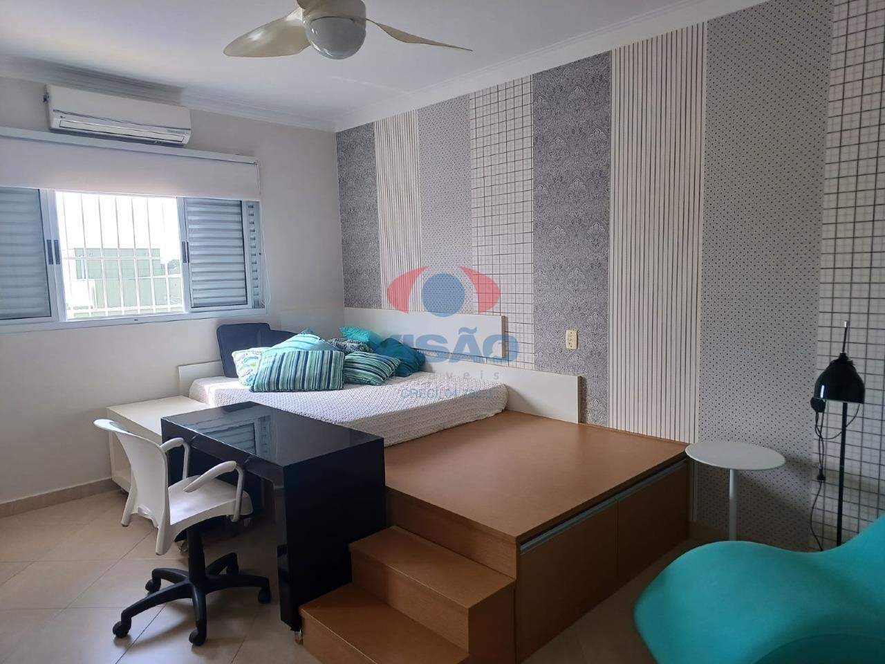 Casa em condomínio à venda no Jardim Residencial Villa Suíça: 