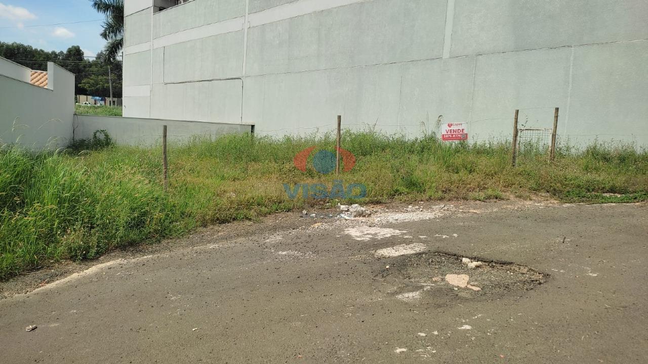 Terreno à venda no Jardim Barcelona: 