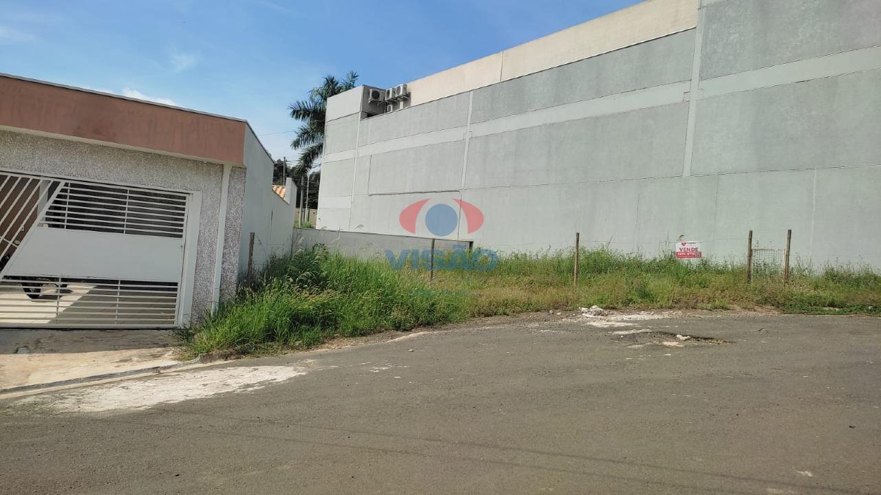 Terreno à venda no Jardim Barcelona: 