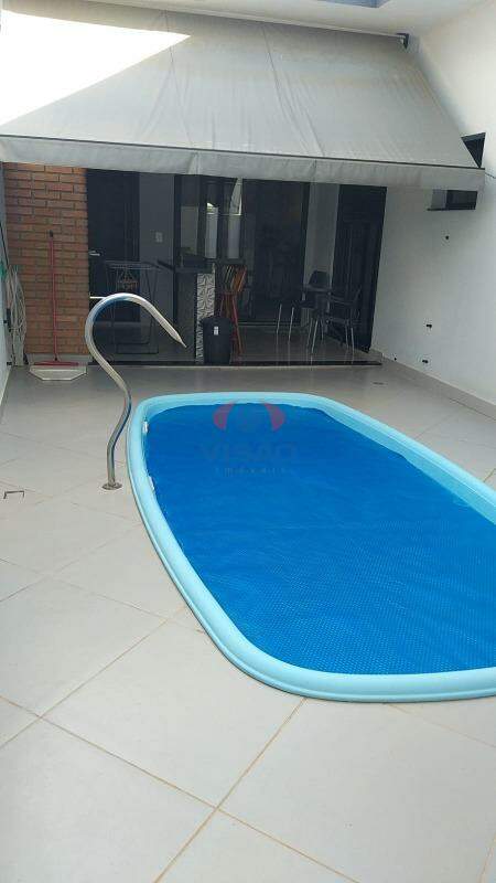 Casa em condomínio à venda no Jardim Mantova: