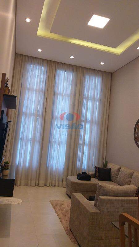 Casa em condomínio à venda no Jardim Mantova: