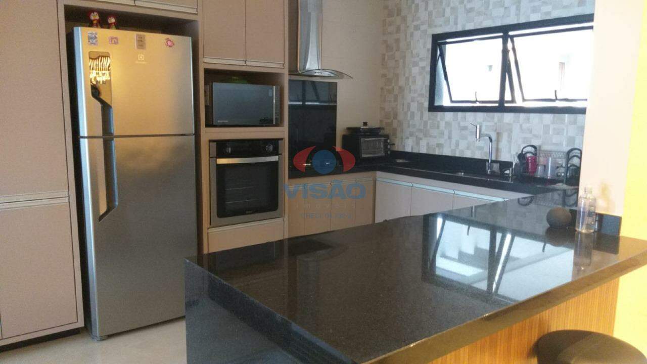 Casa em condomínio à venda no Jardim Mantova: