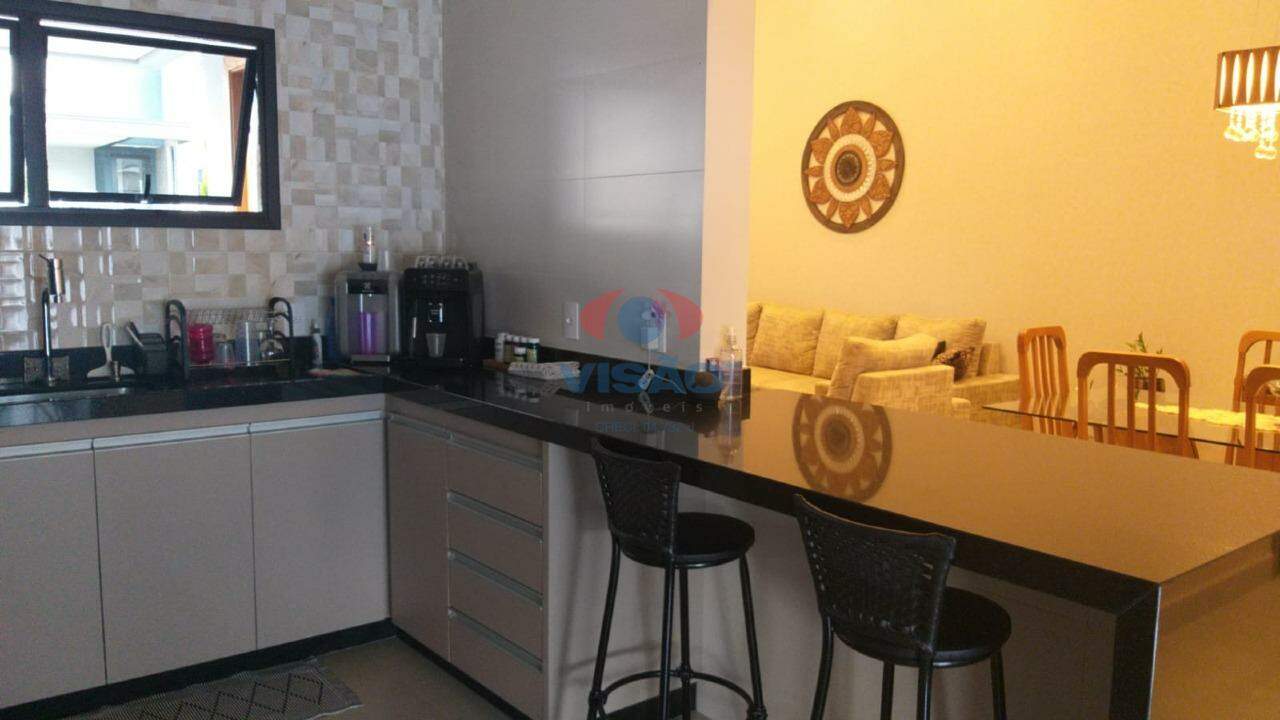 Casa em condomínio à venda no Jardim Mantova: