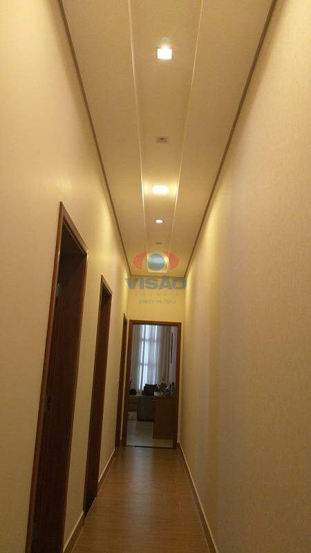 Casa em condomínio à venda no Jardim Mantova: