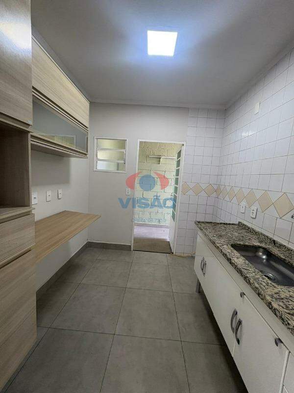 Casa em condomínio à venda no Jardim Panorama: 