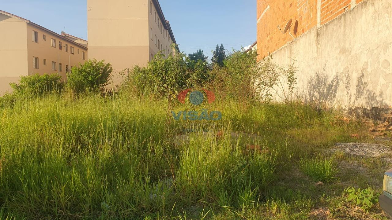 Terreno à venda no Jardim das Maritacas: 