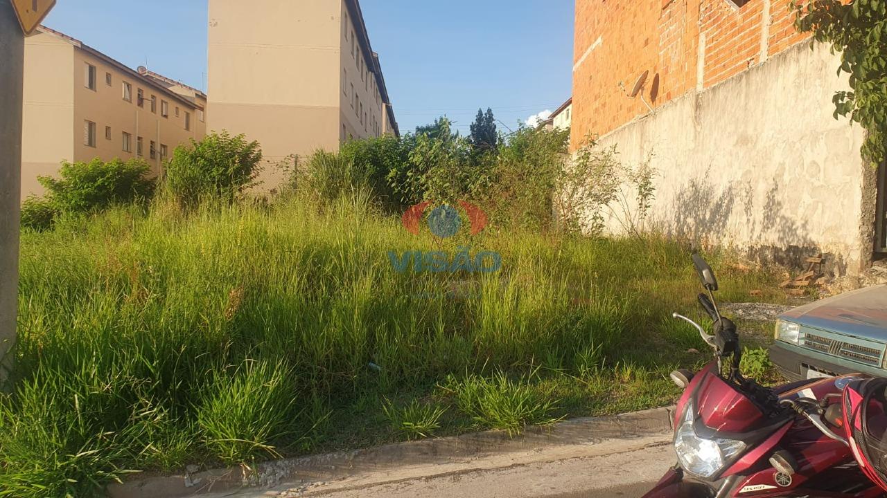 Terreno à venda no Jardim das Maritacas: 