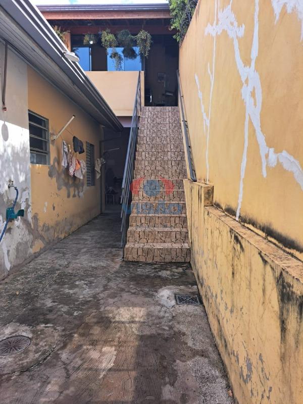 Casa à venda no Residencial Monte Verde: CORREDOR LATERAL