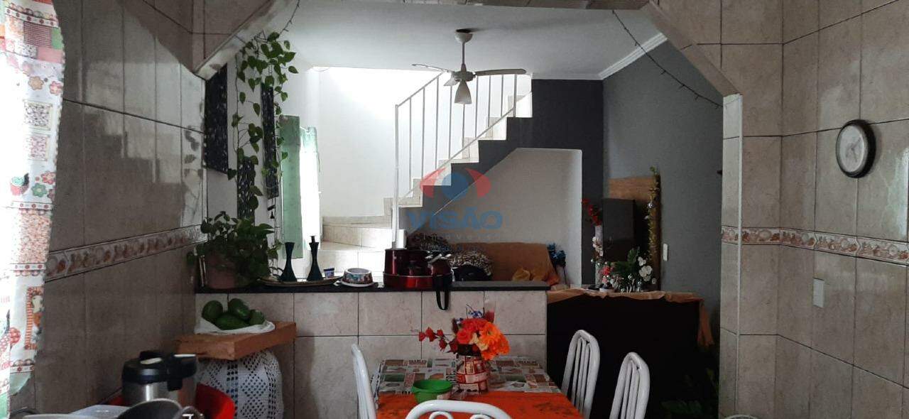 Casa à venda no Jardim Juscelino Kubitschek: