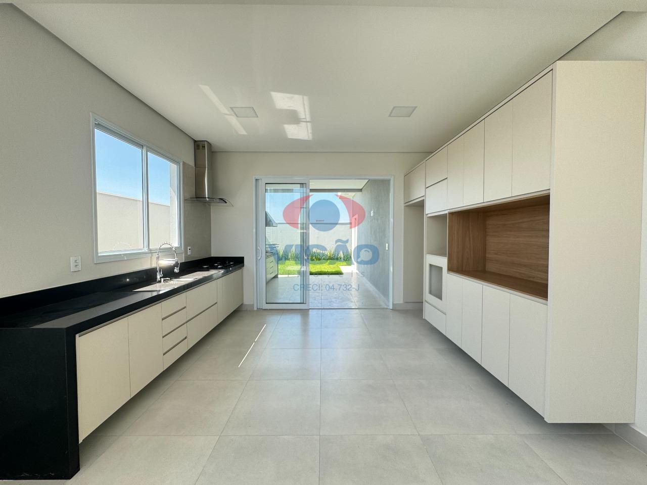 Casa em condomínio para aluguel no Reserva Central Parque: 