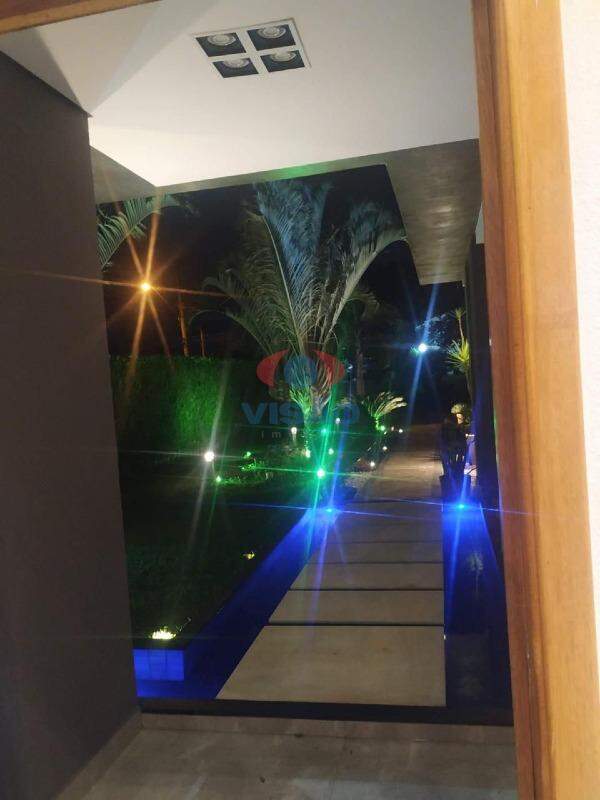 Casa em condomínio para aluguel no Terras de Mont Serrat: 