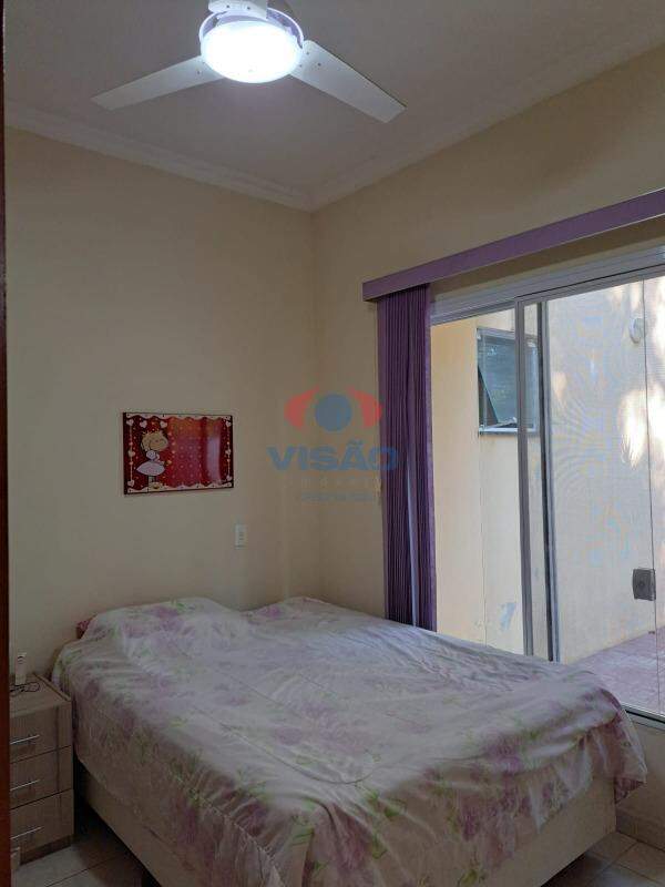 Casa em condomínio à venda no Jardim Portal de Itaici: 
