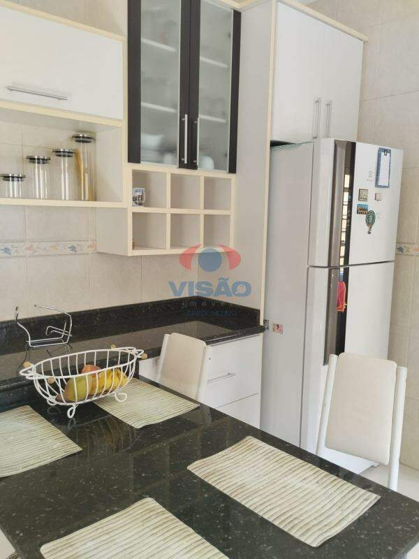 Casa em condomínio à venda no Jardim Portal de Itaici: 