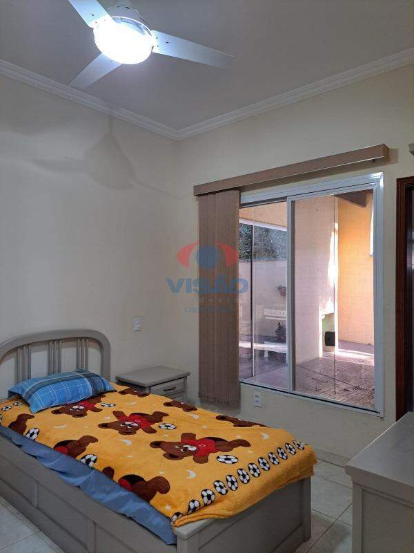 Casa em condomínio à venda no Jardim Portal de Itaici: 